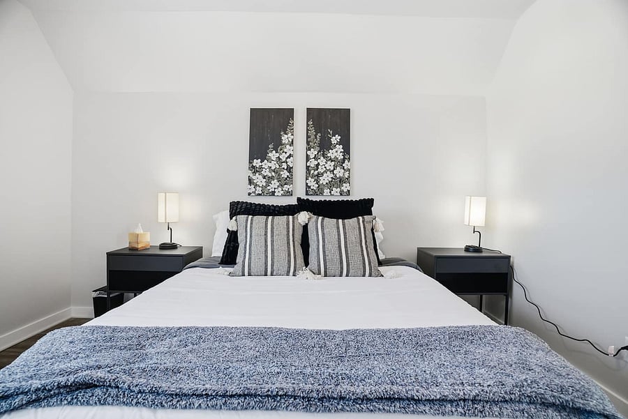 Spacious master bedroom!