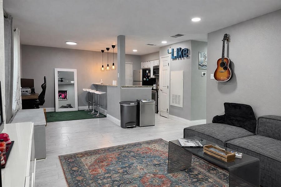 Furnished Finder property 1032692_1 photo 1