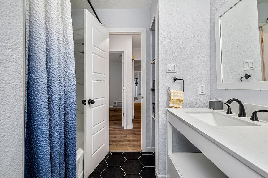 Furnished Finder property 1032706_1 photo 25