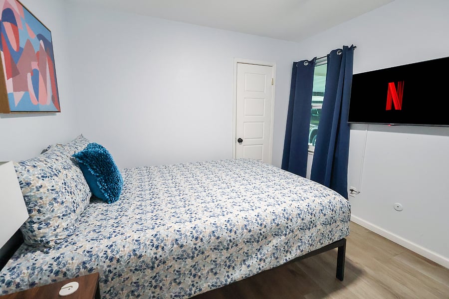 Furnished Finder property 1032706_1 photo 23