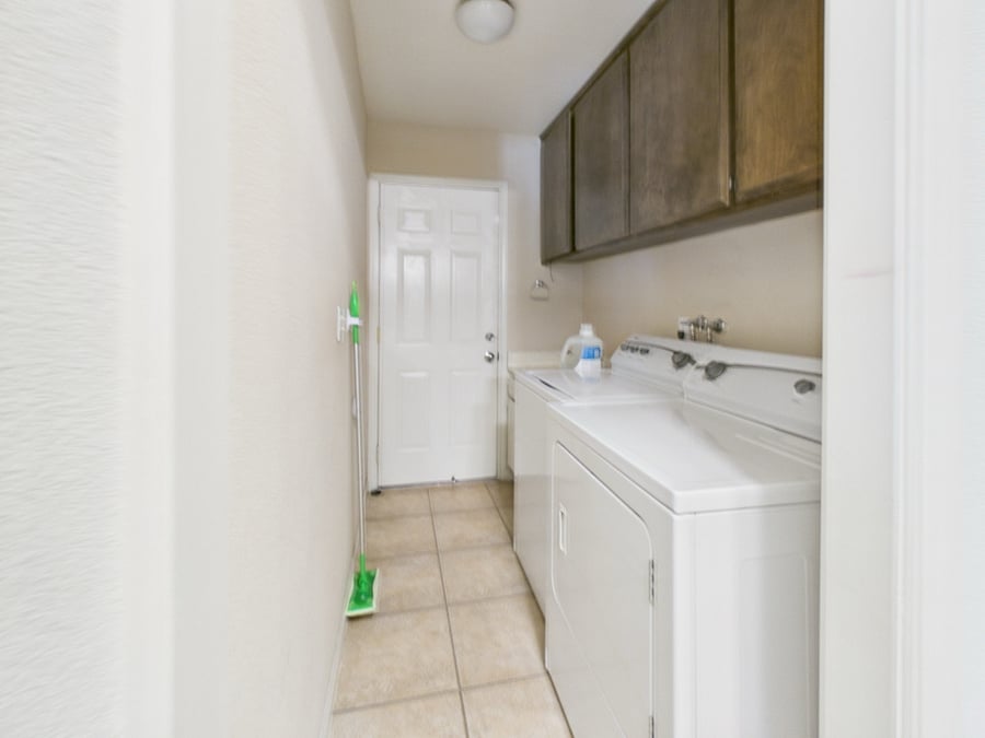 Furnished Finder property 1032715_1 photo 17