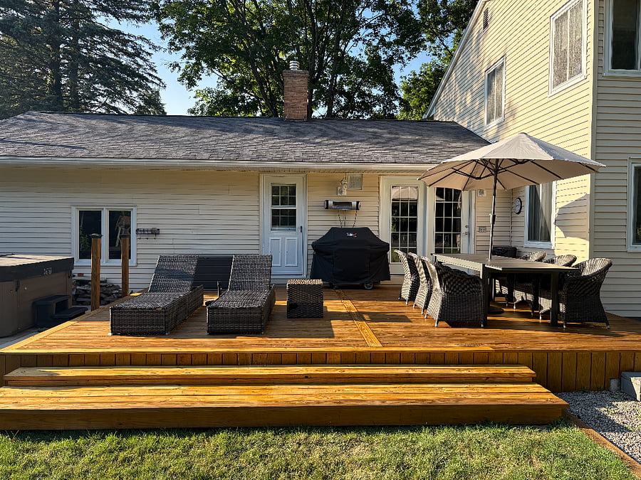 Back Deck w Grill and Patio Table