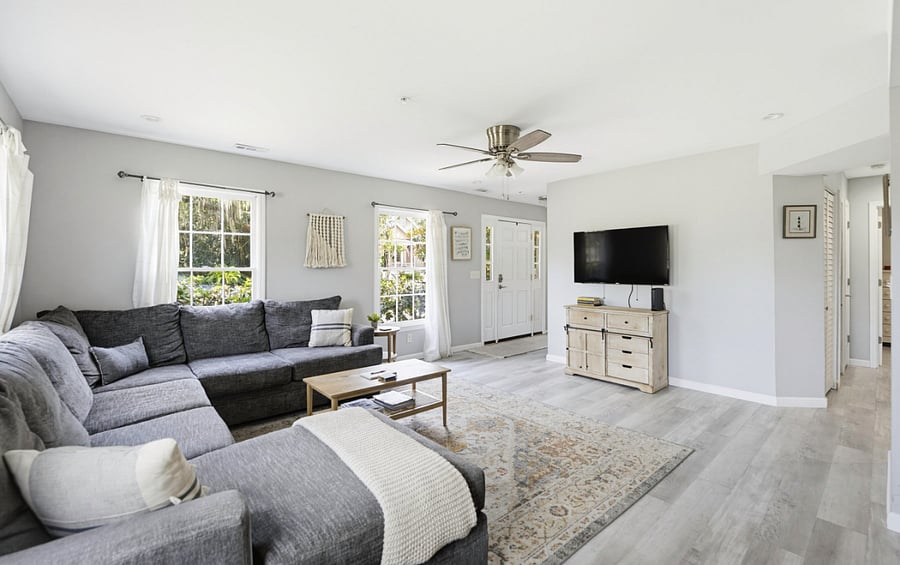 Furnished Finder property 1032725_1 photo 3