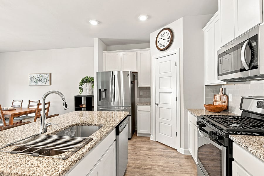 Furnished Finder property 1032740_1 photo 4
