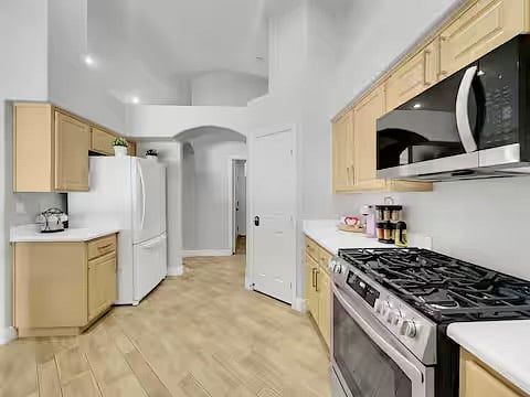 Furnished Finder property 1032752_1 photo 8