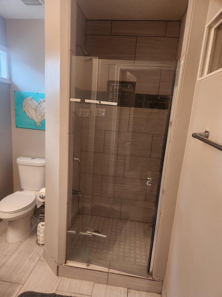 Walking shower