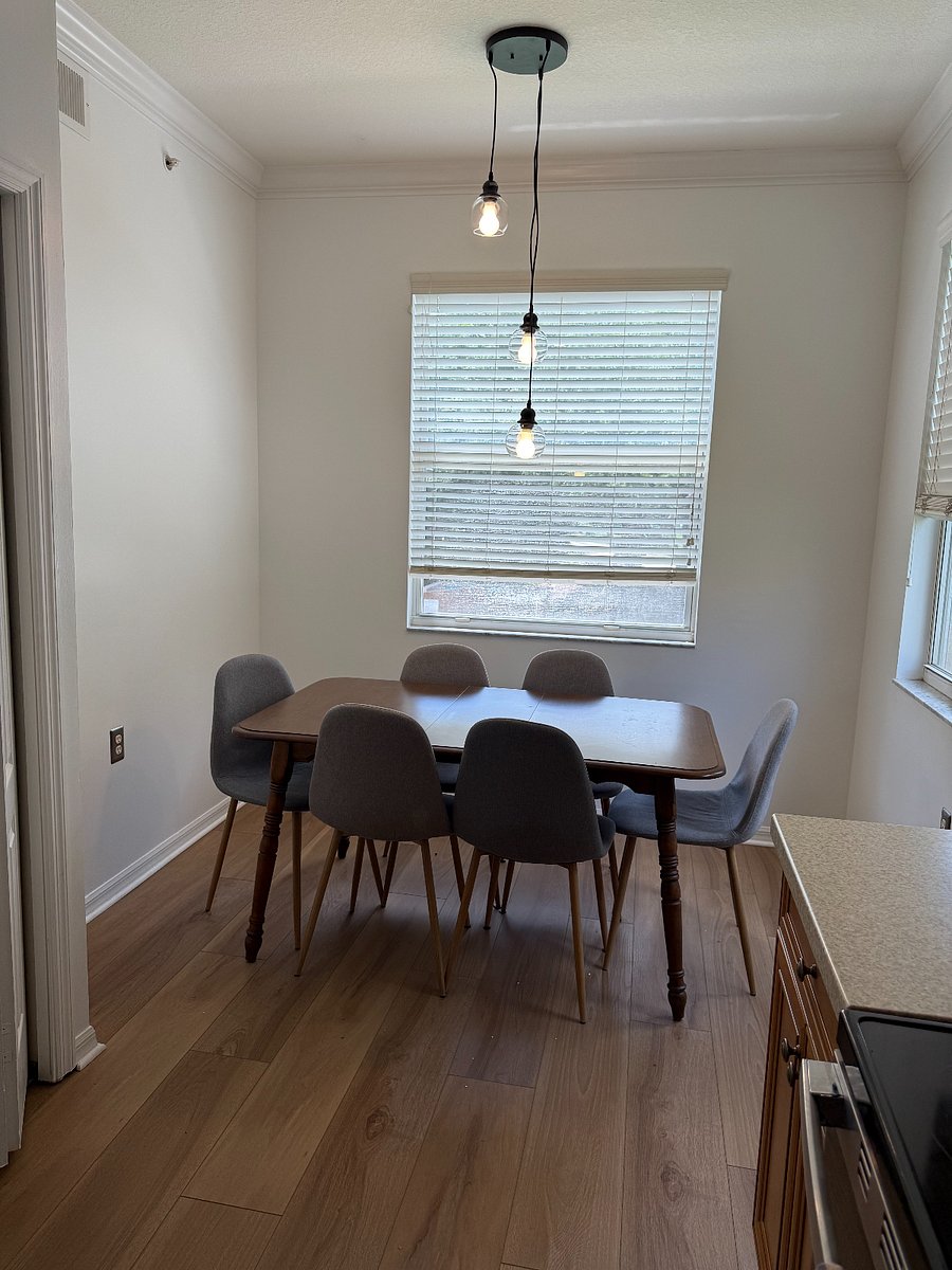 breakfast nook