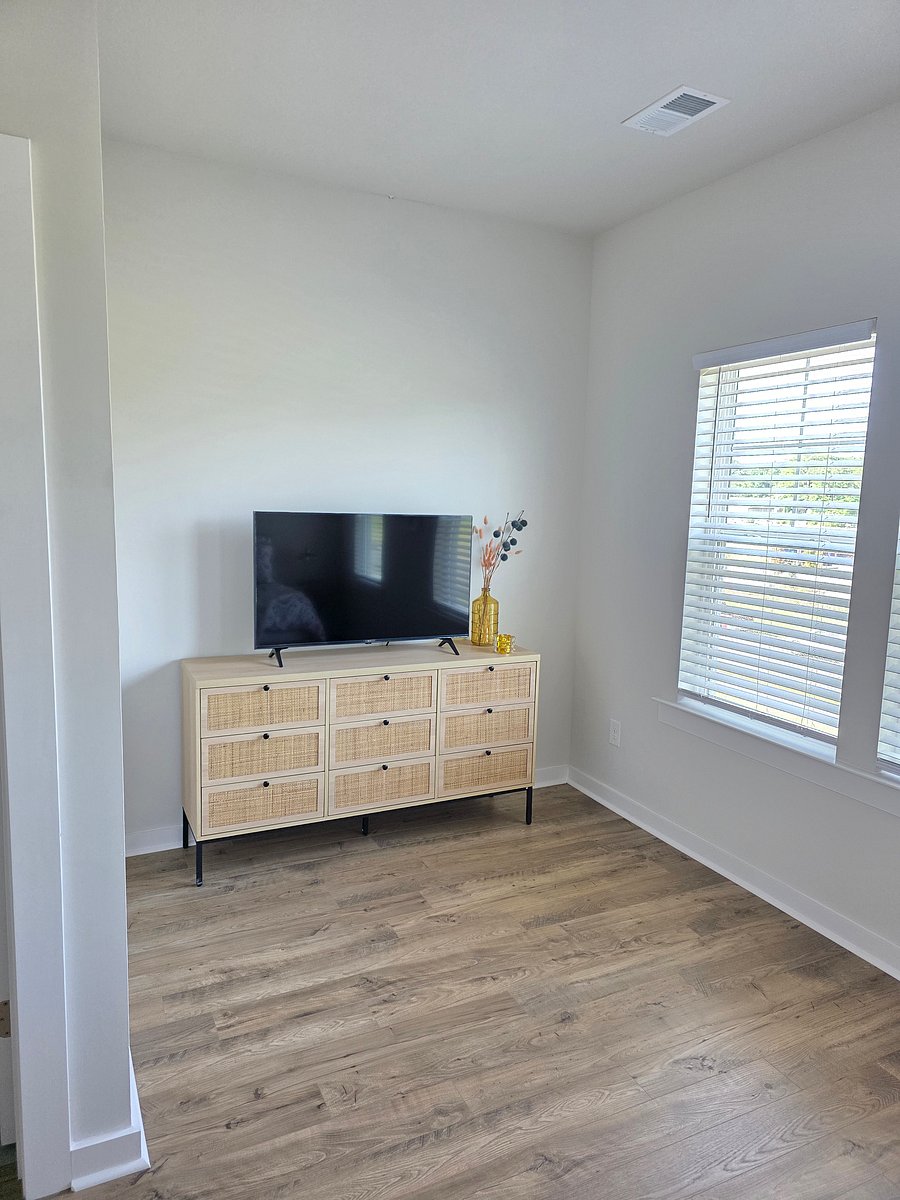 Furnished Finder property 1032791_1 photo 12