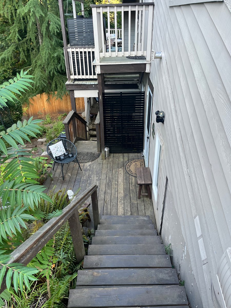 Furnished Finder property 1032801_1 photo 3