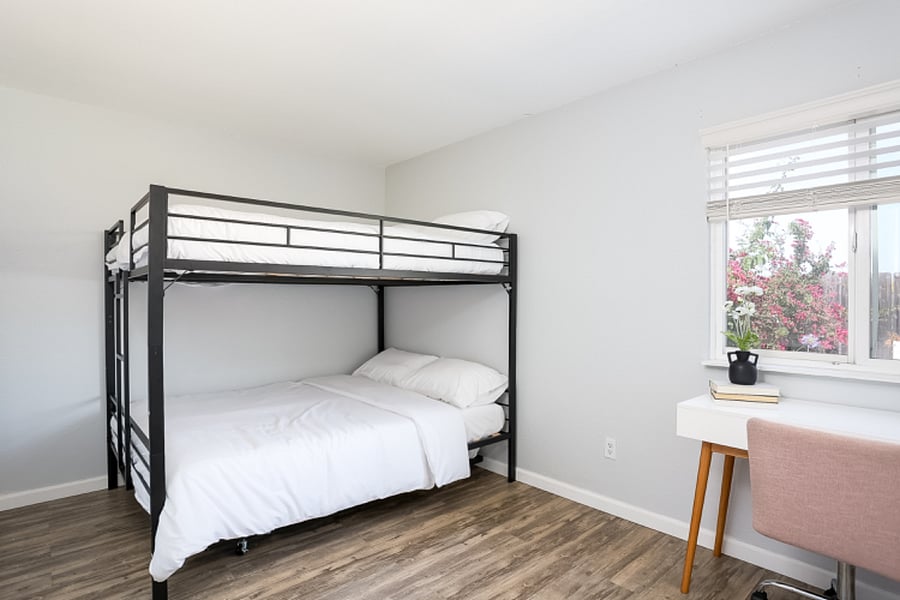 Furnished Finder property 1032815_1 photo 15