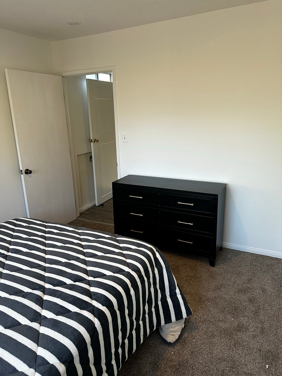 Furnished Finder property 1032823_1 photo 3