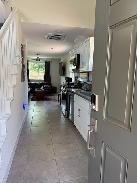 Furnished Finder property 1032839_1 photo 9