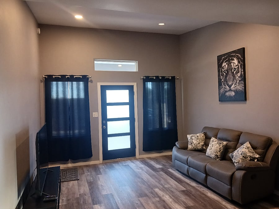 Furnished Finder property 1032840_1 photo 2