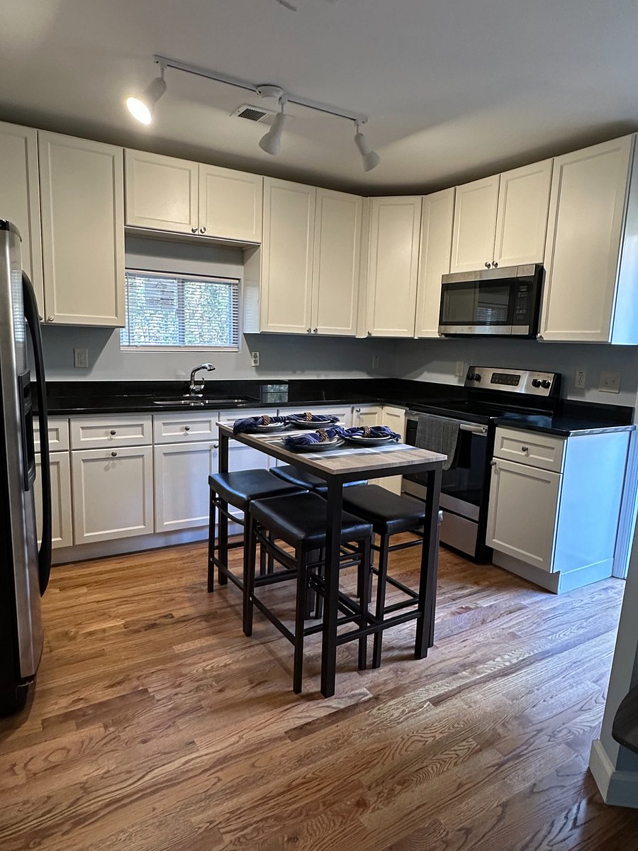 Furnished Finder property 1032844_1 photo 3