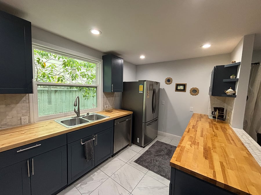 Furnished Finder property 1032877_1 photo 2