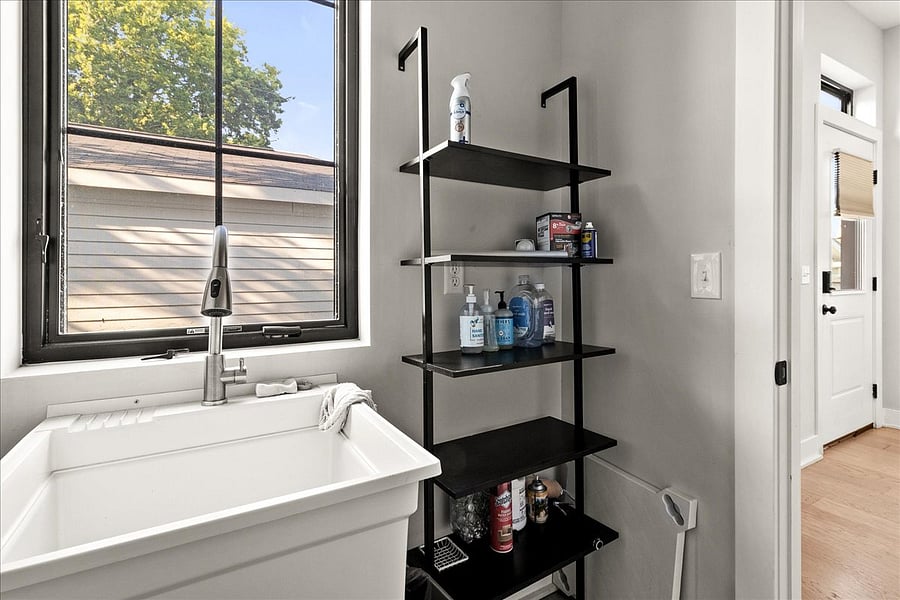 Furnished Finder property 1032923_1 photo 9