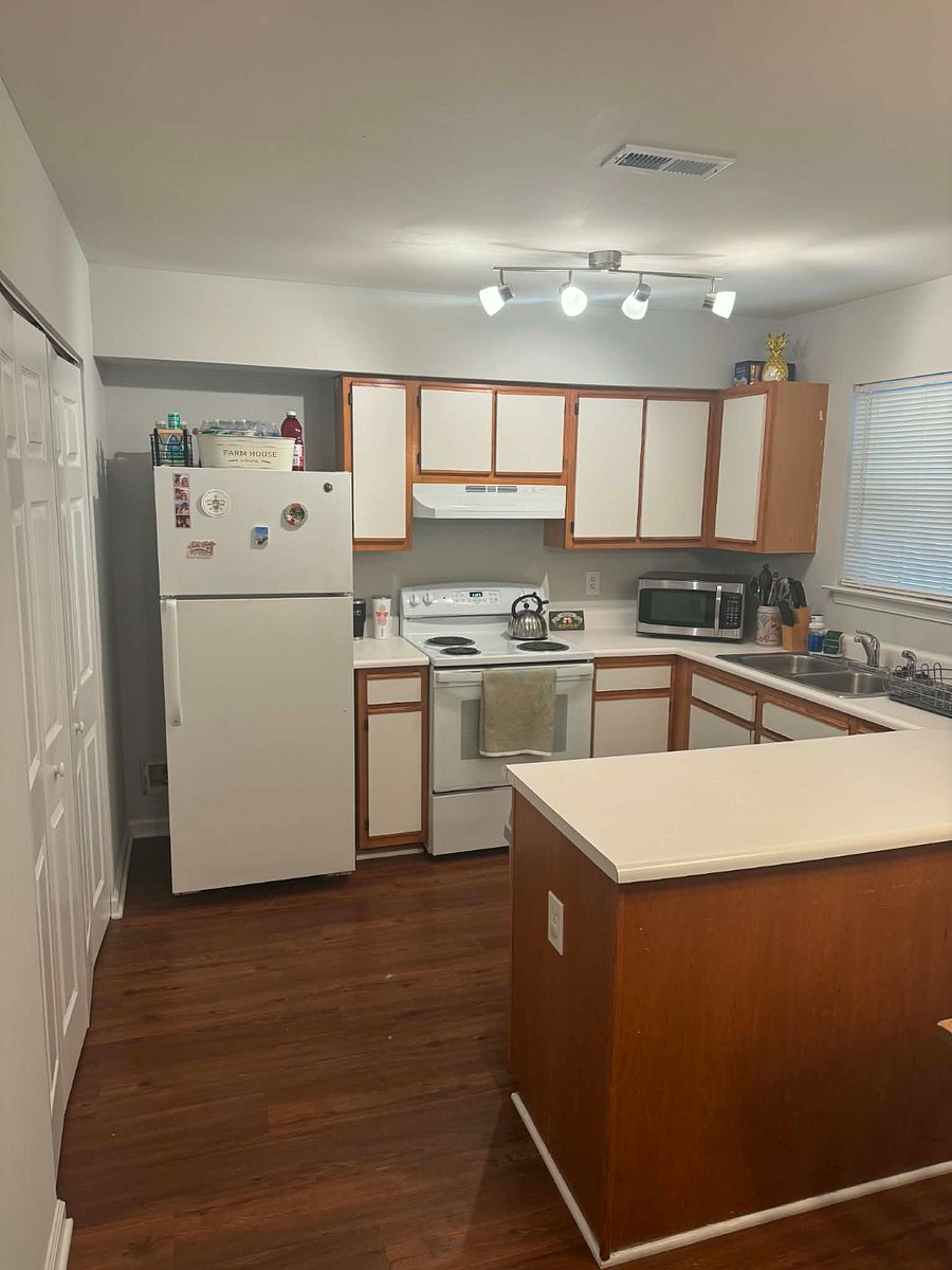 Fully stocked shared kitchen