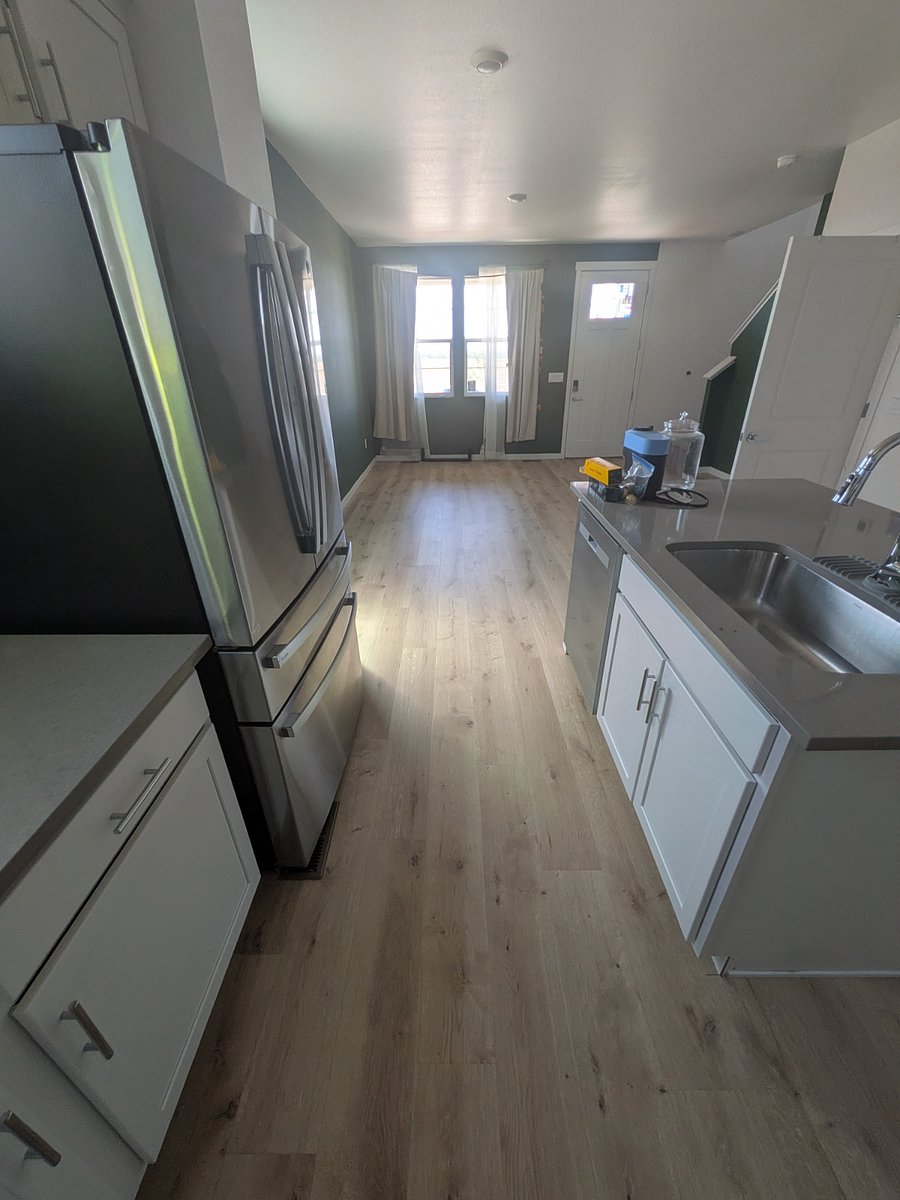 Dishwasher and fridge