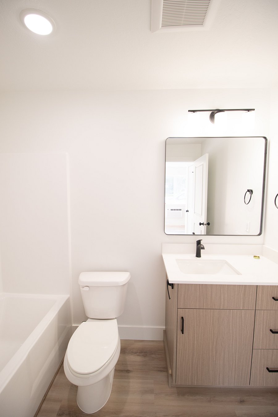 Furnished Finder property 1033011_1 photo 13