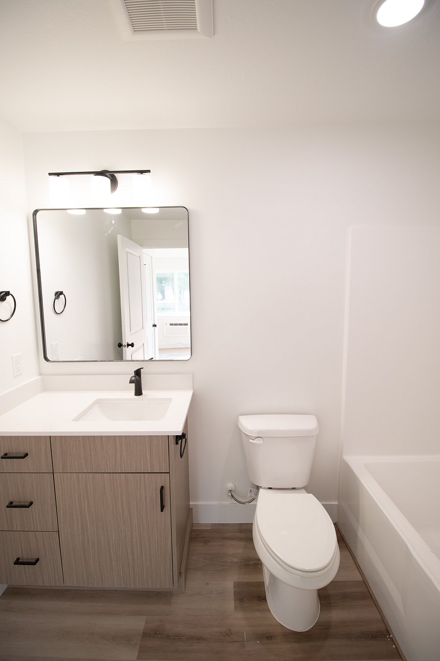 Furnished Finder property 1033011_1 photo 9