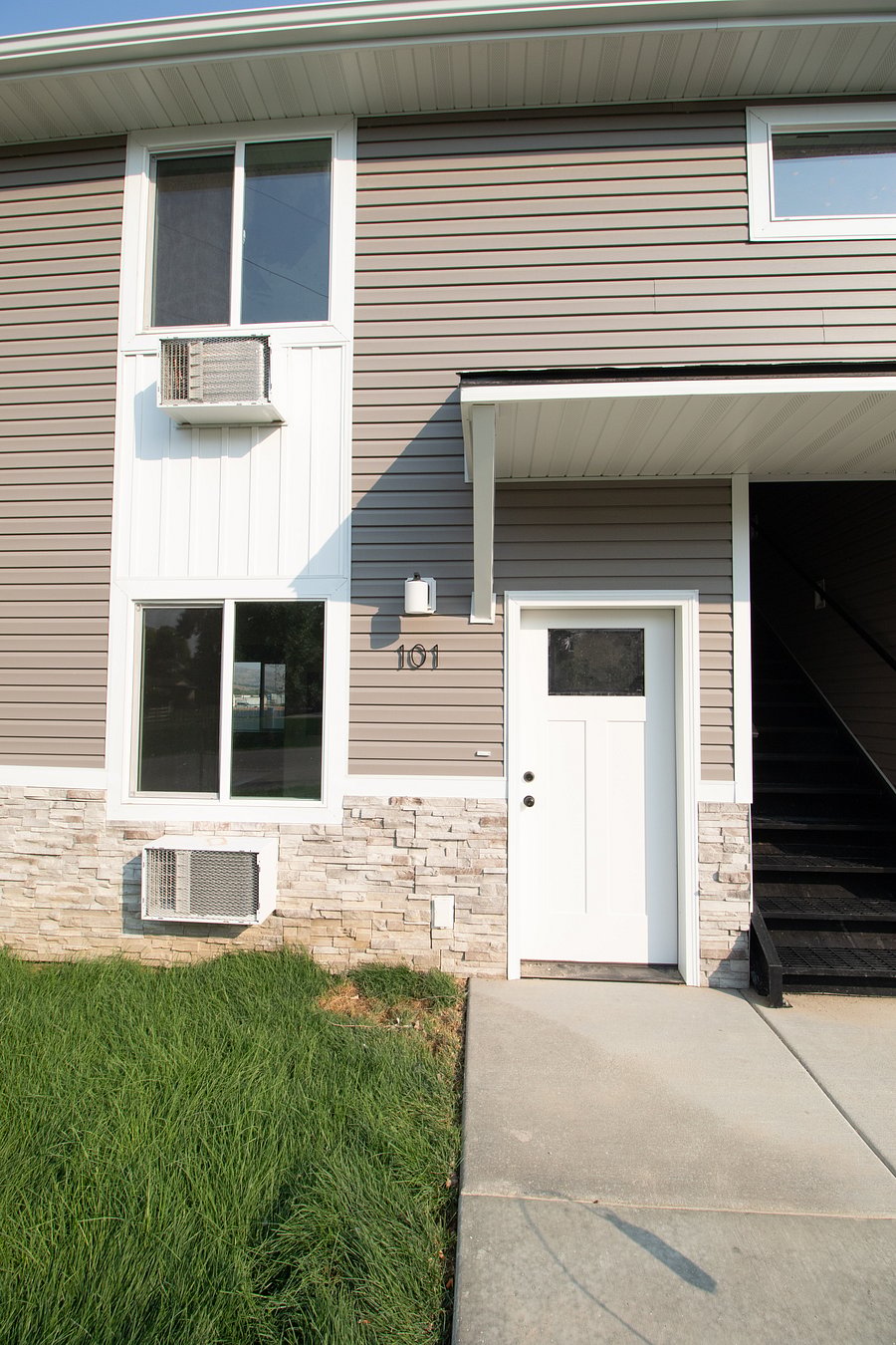 Furnished Finder property 1033011_1 photo 1