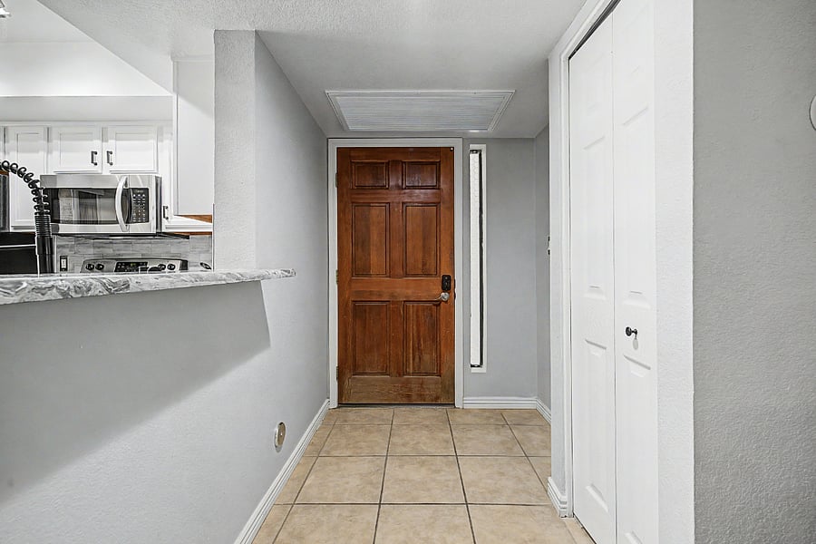 Furnished Finder property 1033013_1 photo 2