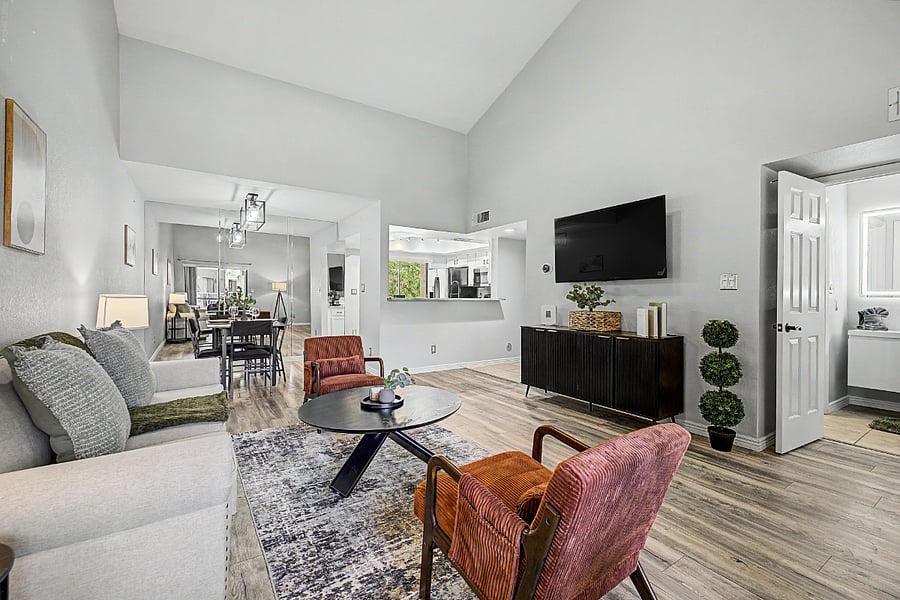 Furnished Finder property 1033013_1 photo 1