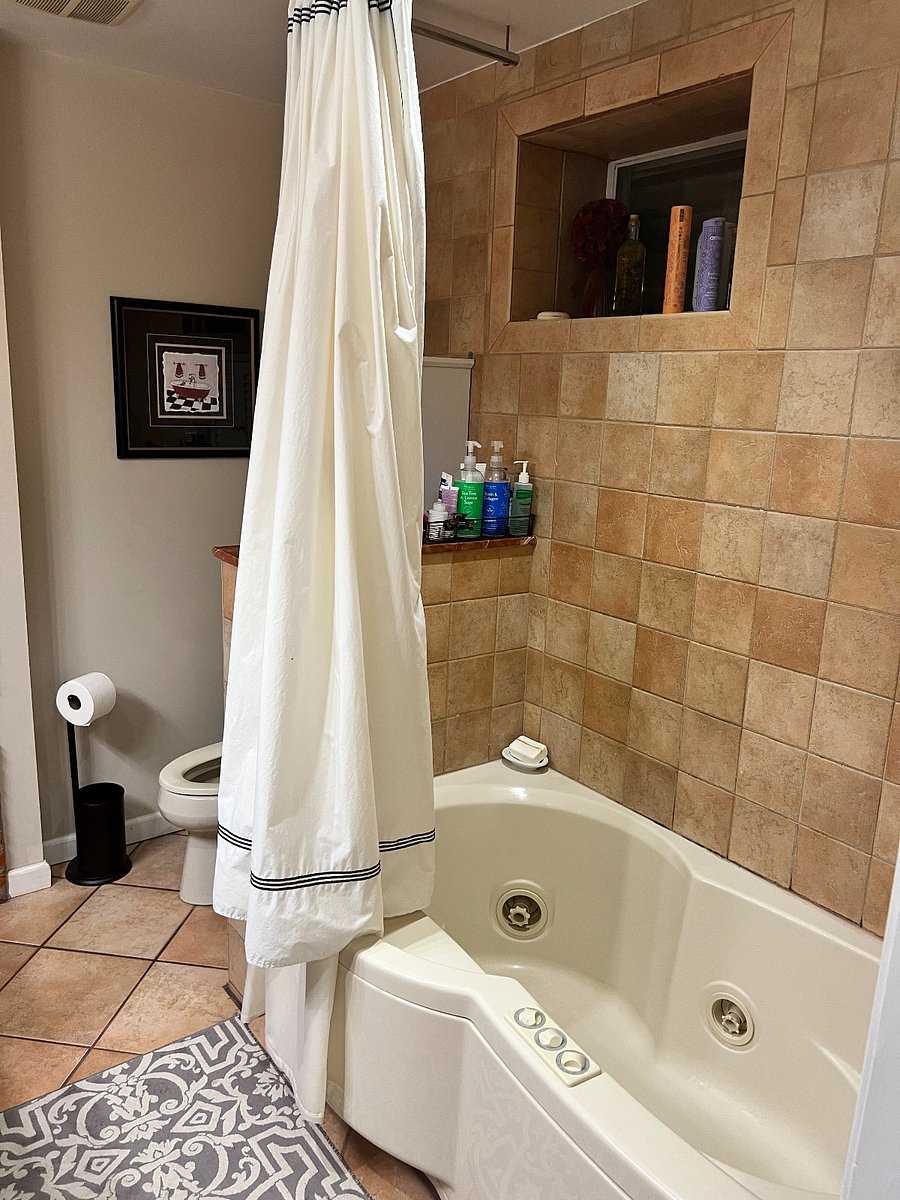Furnished Finder property 1033018_1 photo 11