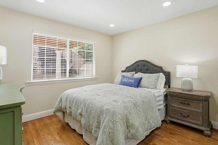 Furnished Finder property 1033036_1 photo 27