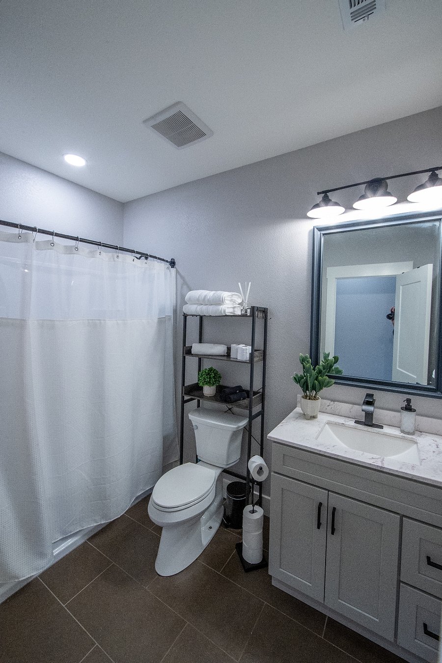 Furnished Finder property 1033049_1 photo 9