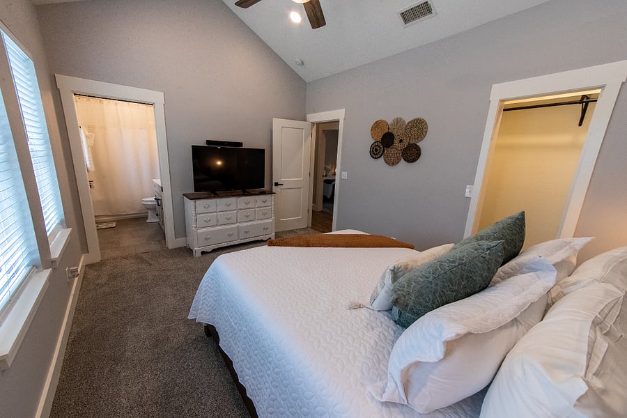 Furnished Finder property 1033049_1 photo 10