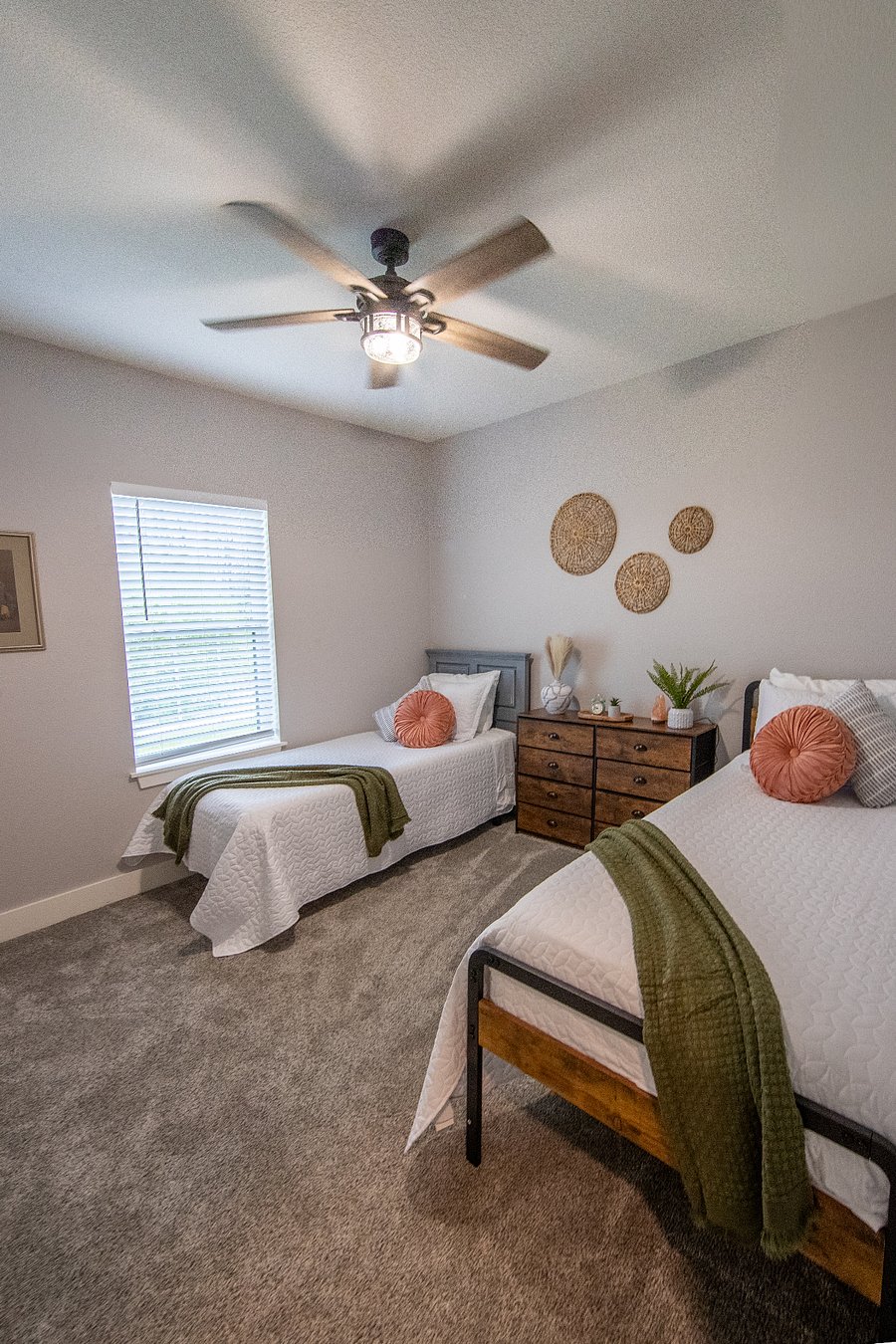Furnished Finder property 1033049_1 photo 17
