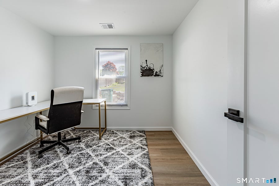 Furnished Finder property 1033074_1 photo 14