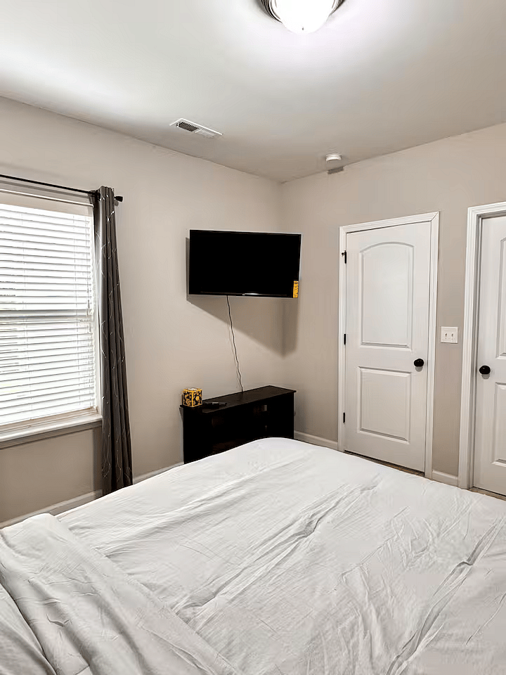 Furnished Finder property 1033091_1 photo 36