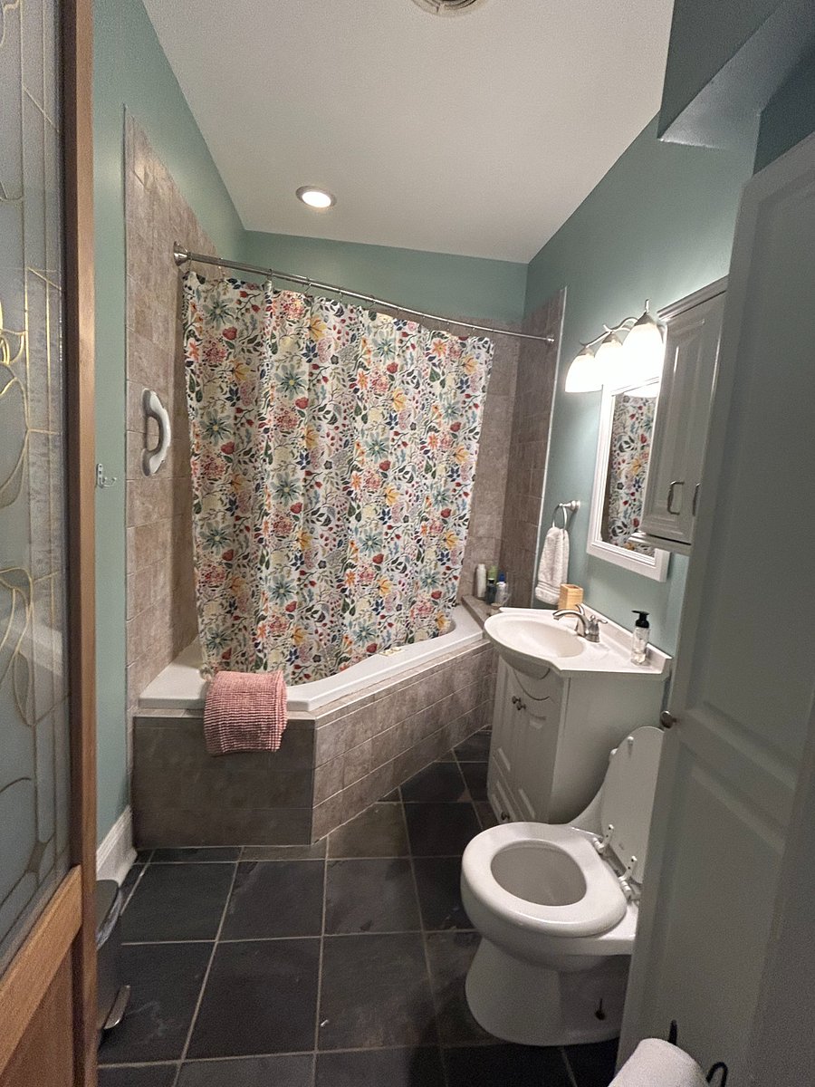 Furnished Finder property 1033097_1 photo 12