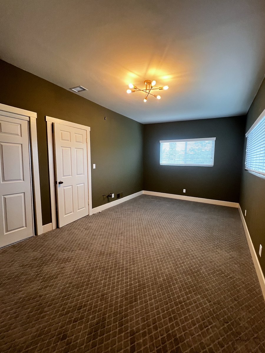2F large bedroom can be entertainment room, with access to staircase to back yard. 