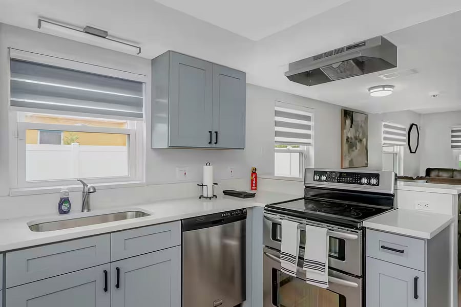 Furnished Finder property 1033119_1 photo 10