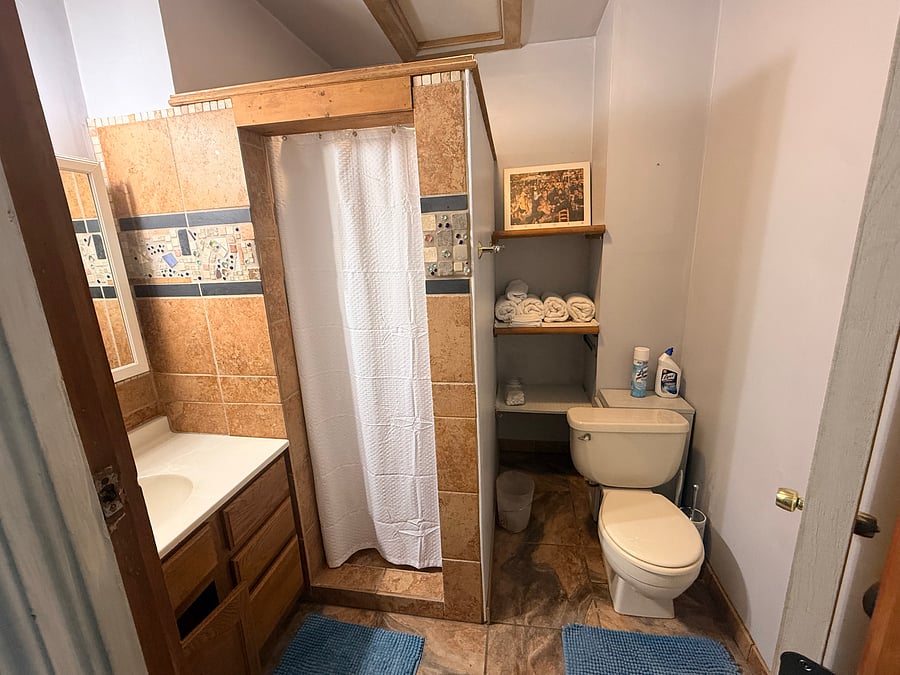 Furnished Finder property 1033122_1 photo 9