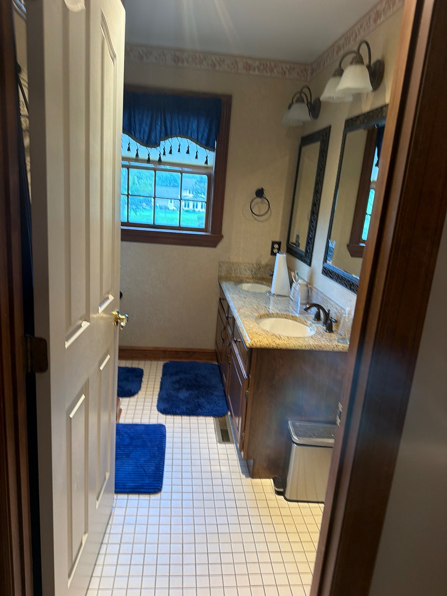 Furnished Finder property 1033126_1 photo 11