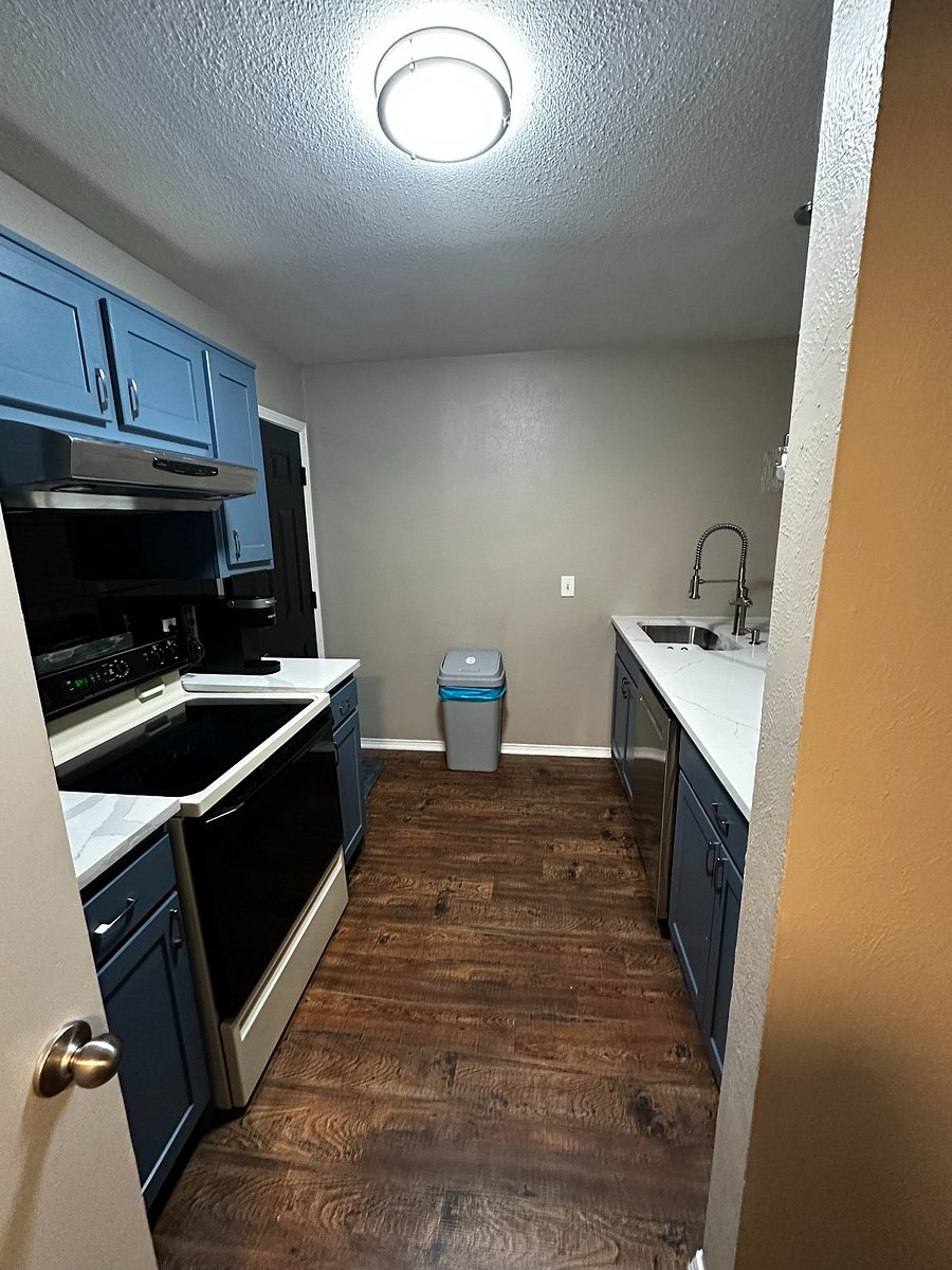 Furnished Finder property 1033128_1 photo 8