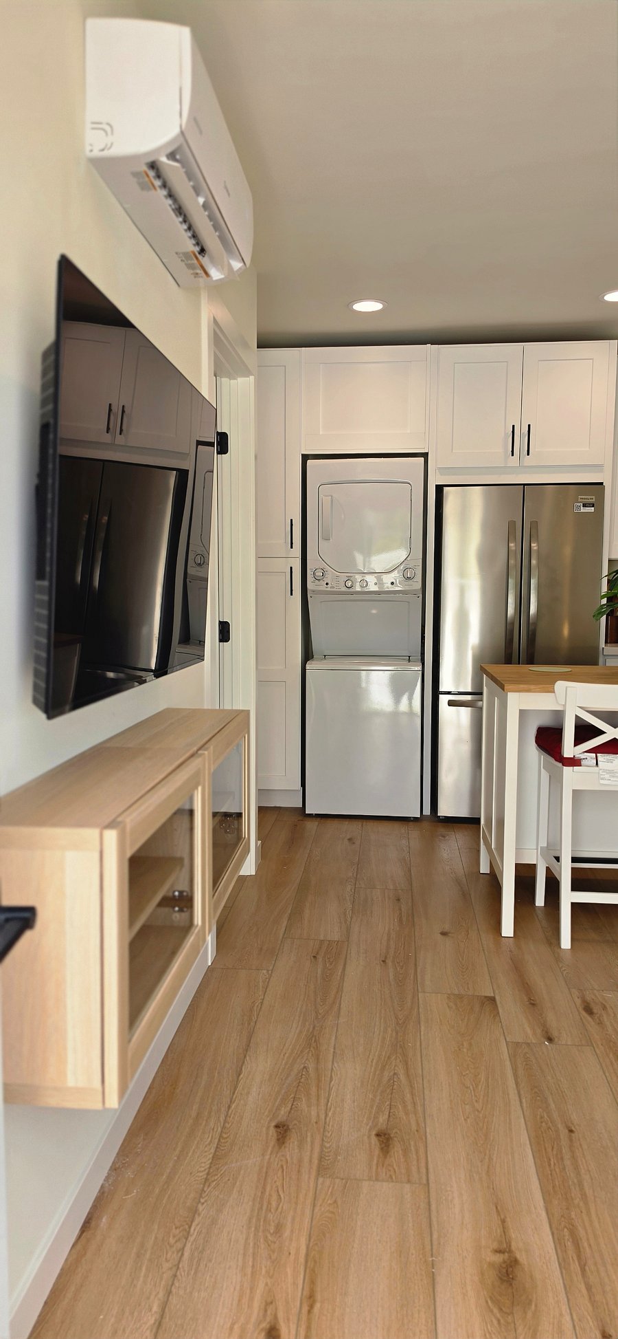 Furnished Finder property 1033152_1 photo 3
