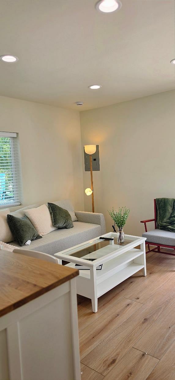 Furnished Finder property 1033152_1 photo 10