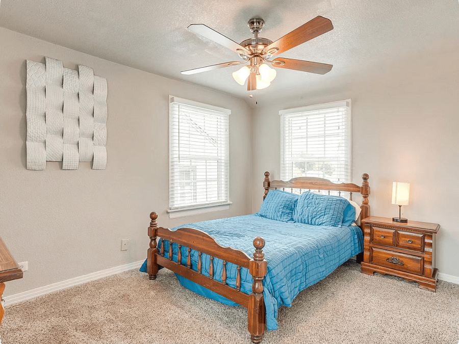Bright full-bed room with closet, dresser & mirror  2nd floor