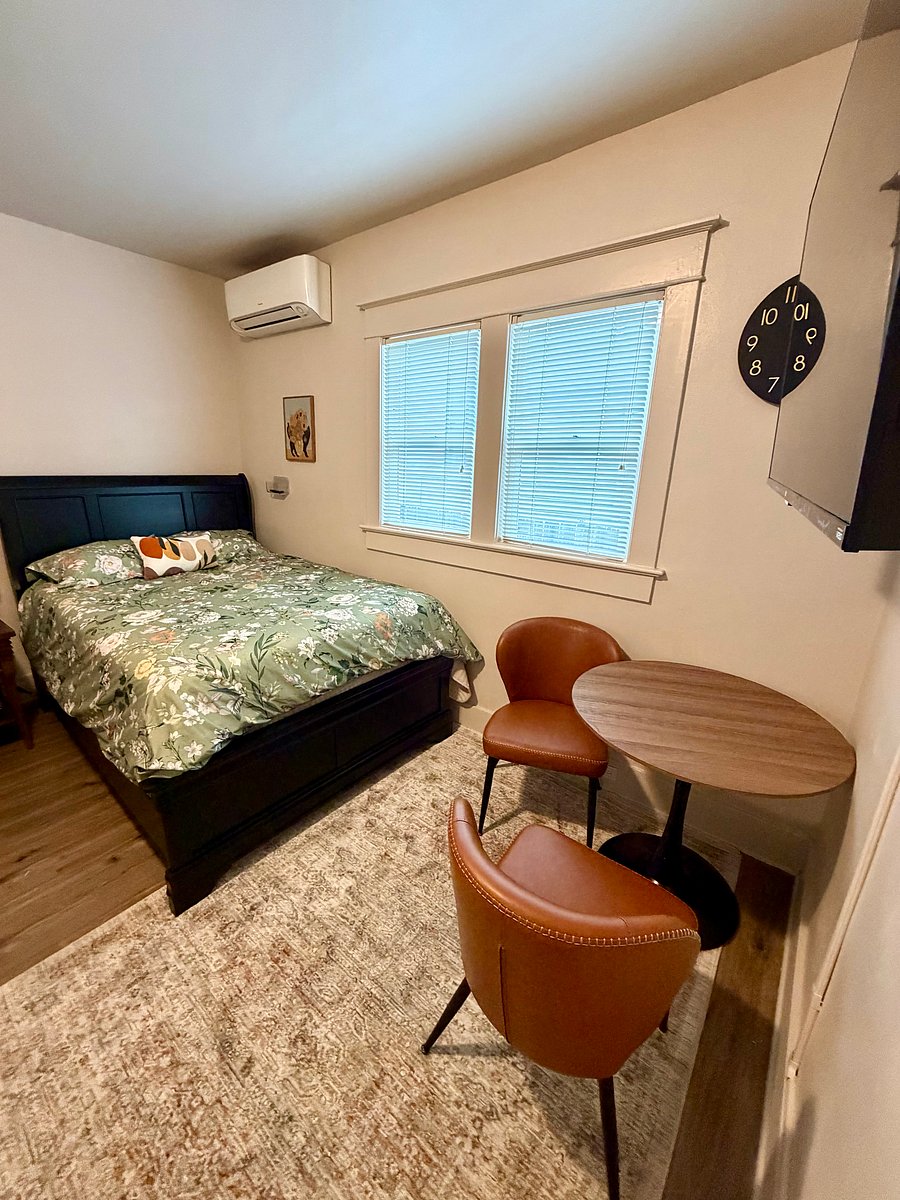 Furnished Finder property 1033158_1 photo 12