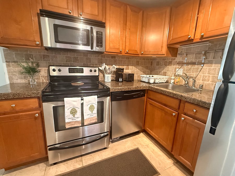 Furnished Finder property 1033163_1 photo 10