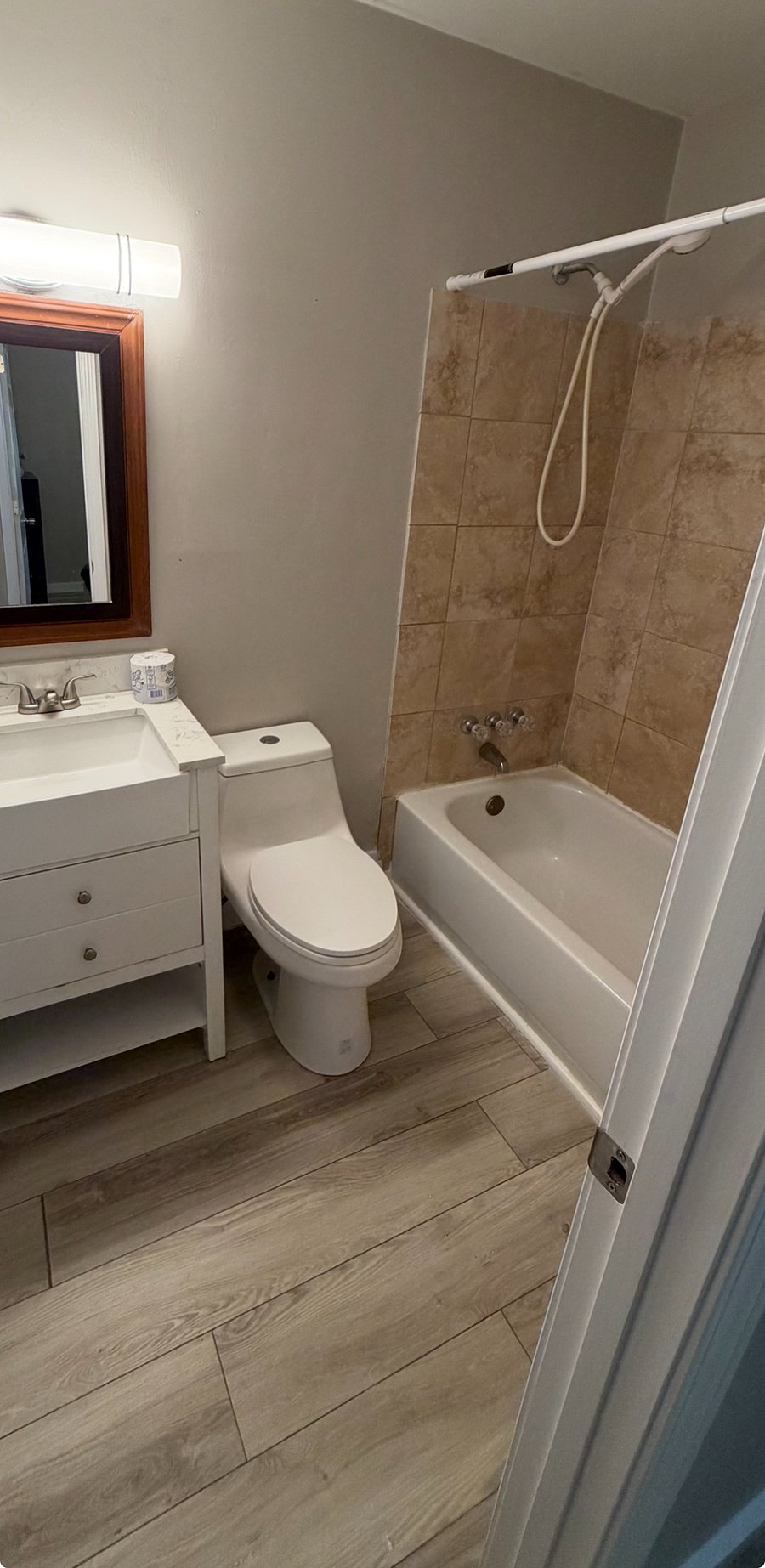 Furnished Finder property 1033173_1 photo 12