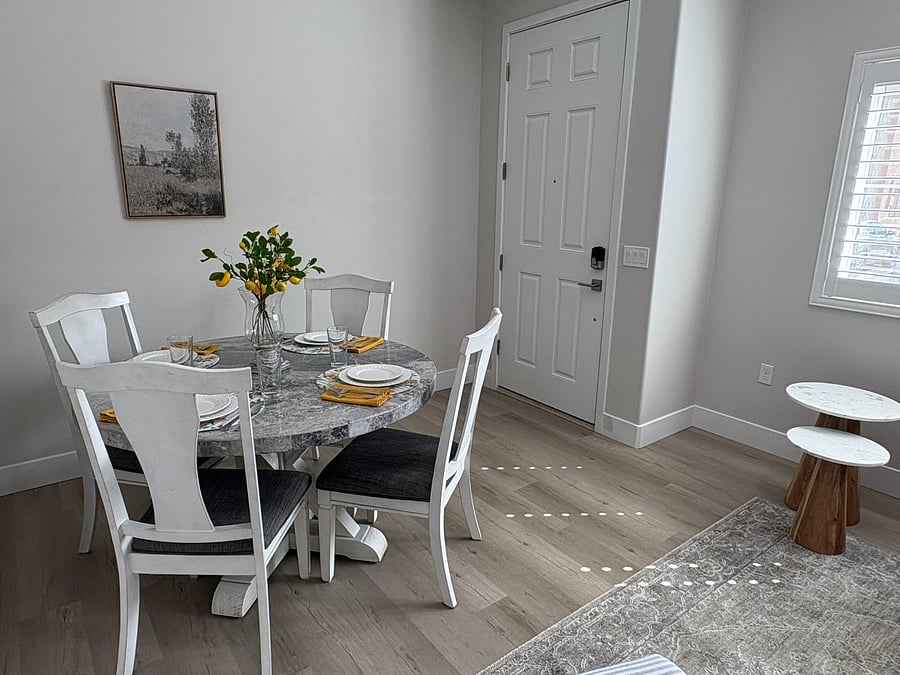 Furnished Finder property 1033182_1 photo 3
