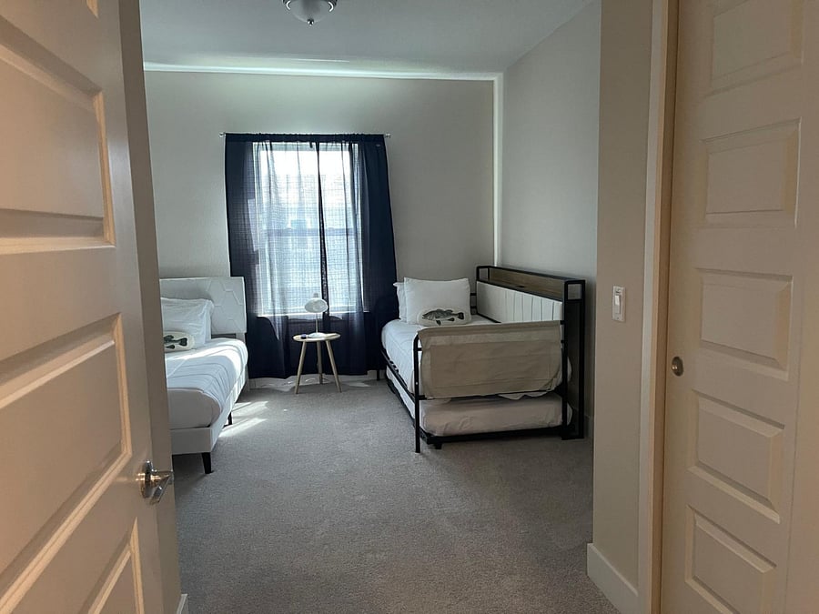 Furnished Finder property 1033192_1 photo 3