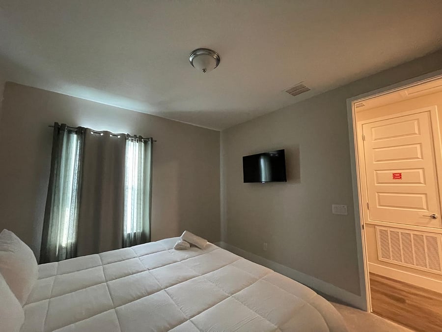 Furnished Finder property 1033192_1 photo 9