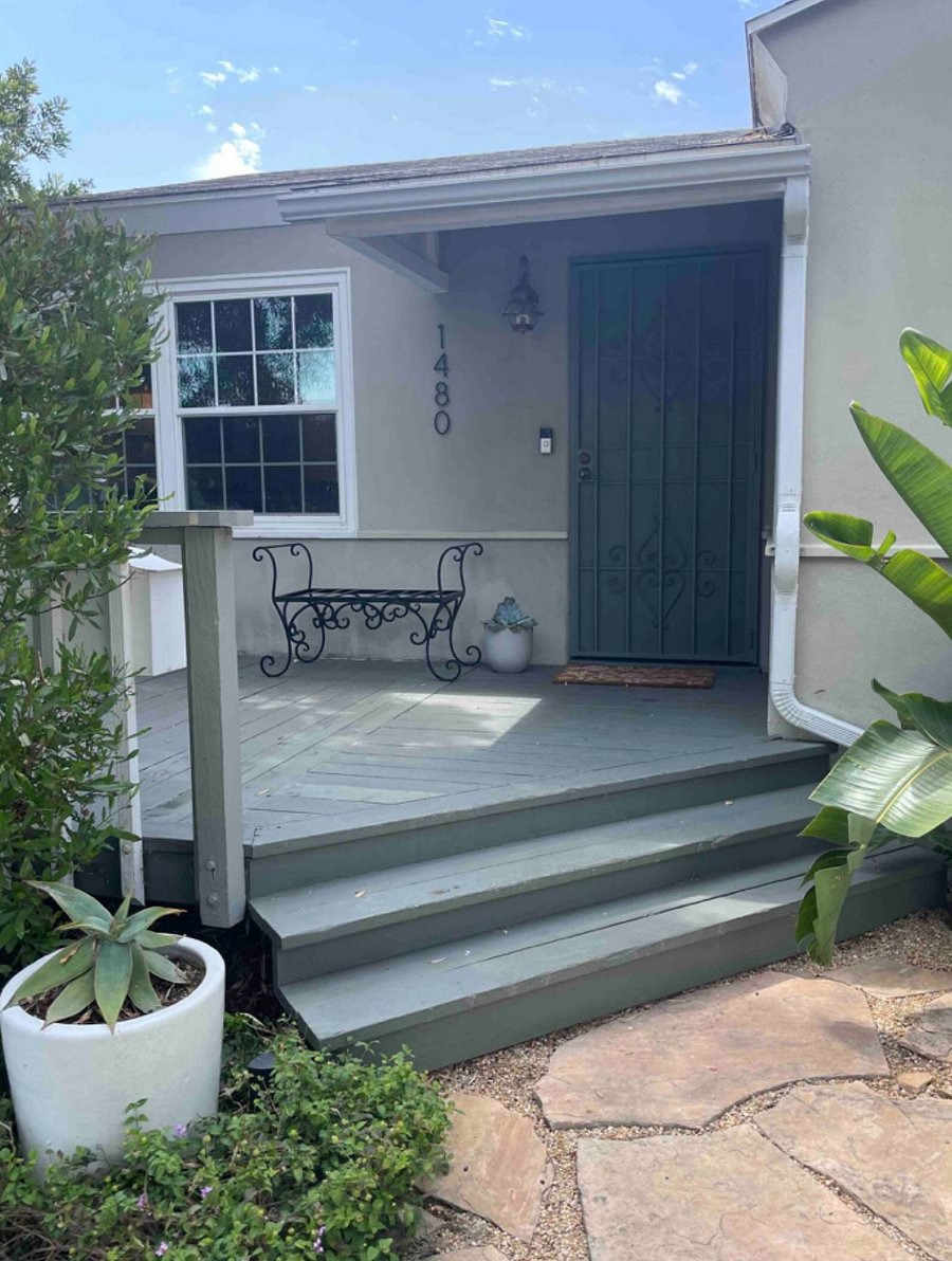 Furnished Finder property 1033206_1 photo 32
